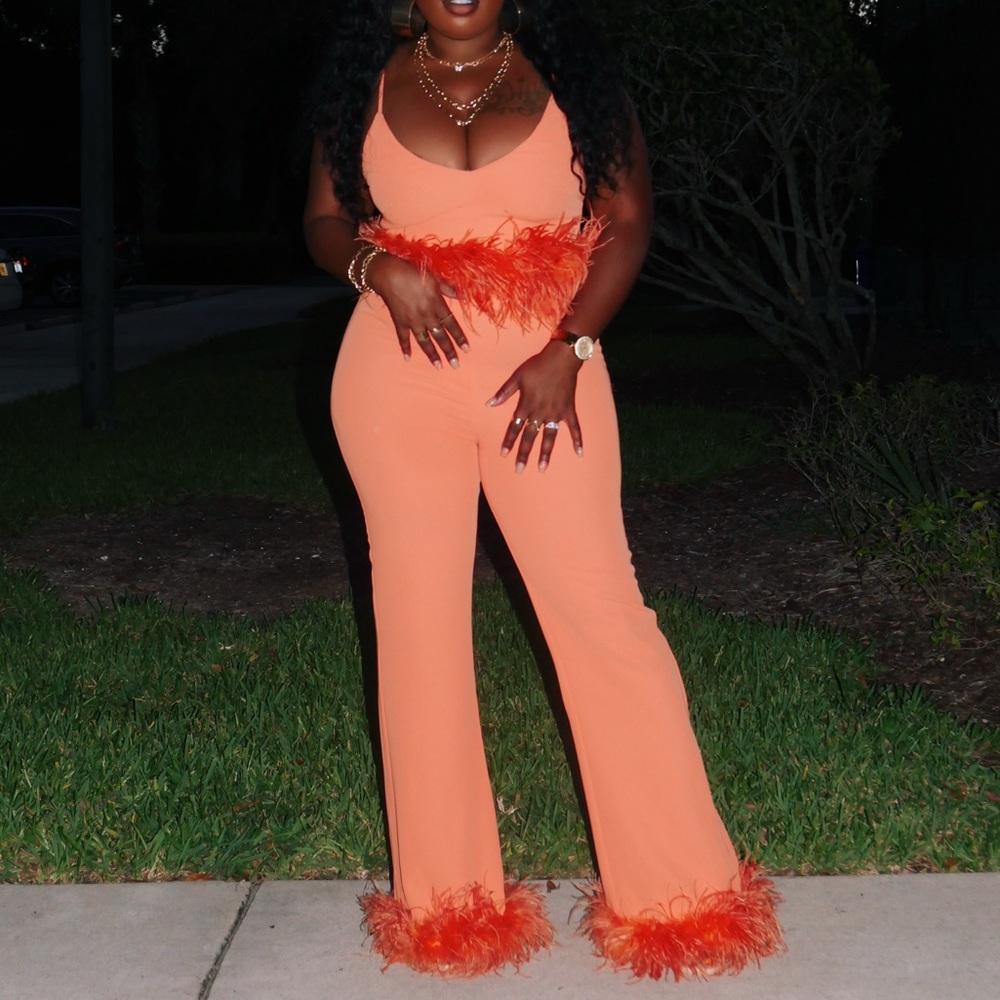 Feather Two Piece Set